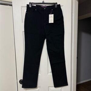 NWT Gloria Vanderbilt Amanda Jeans Size 14